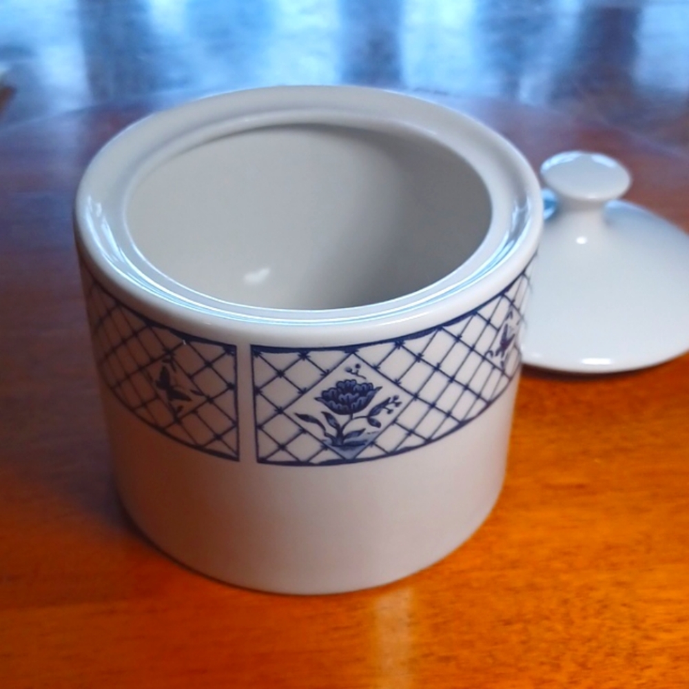 Vintage Discontinued Sugar Bowl w/Lid Dynasty by Sango #8839 - Picture 3 of 4